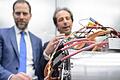 Hidden champion hofer eds       -  Intelligente Technik: eine E-Maschine mit Prüfstandsverkabelung.