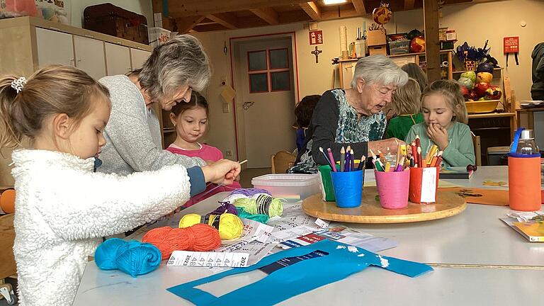 Basteln in der Werkstatt.