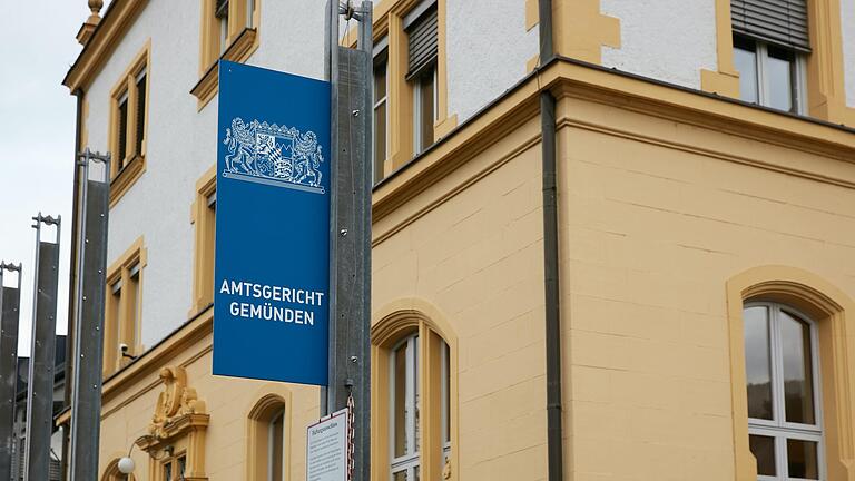 Vor dem Amtsgericht Gemünden musste sich in der vergangenen Woche ein Paar verantworten, dem vorgeworfen wurde, Gutscheine für Freizeitparks über ebay verkauft zu haben, ohne zu liefern sowie Gutscheine beim Online-Shop 'Maingutschein' bestellt und teilweise eingelöst, aber nicht bezahlt zu haben. (Symbolbild)