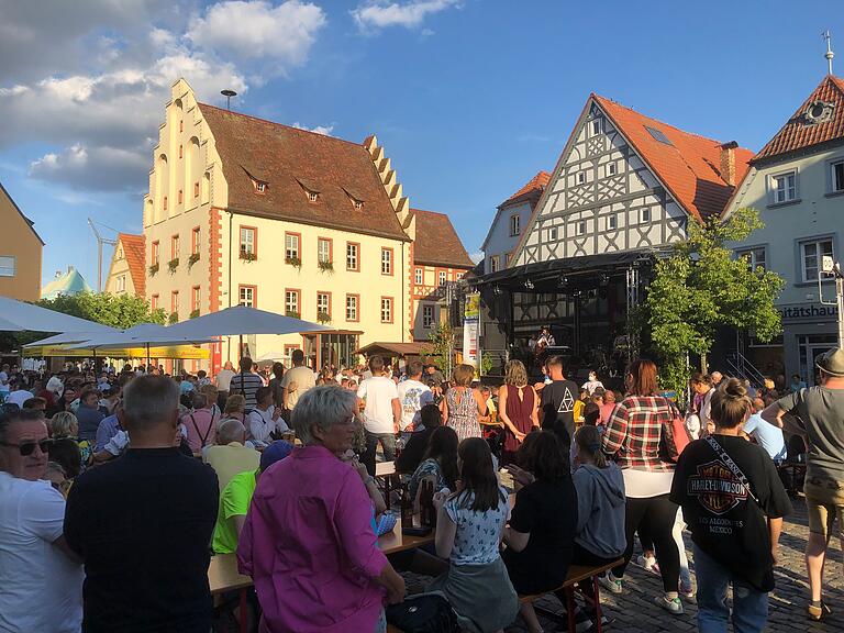 Der Marktplatz war an allen Tagen sehr gut besucht.