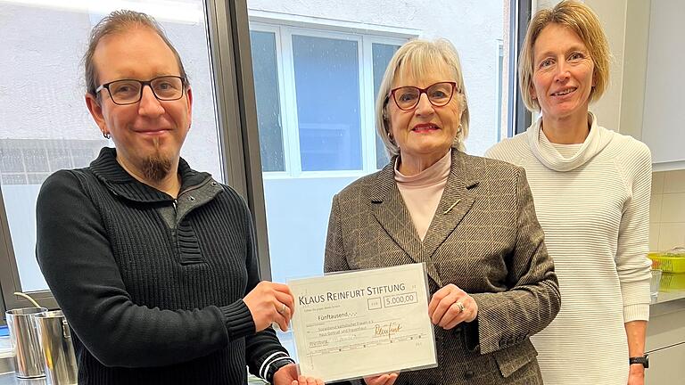 Auf dem Foto (von links): Michael Kramer, Ruth Reinfurt und Martina Bitzek.