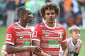 FCA.jpeg       -  Bei Kelvin Yeboah (links) wird der FCA die Kaufotion nicht ziehen, bei  Renato Veiga wartet der Bundesligist noch ab.