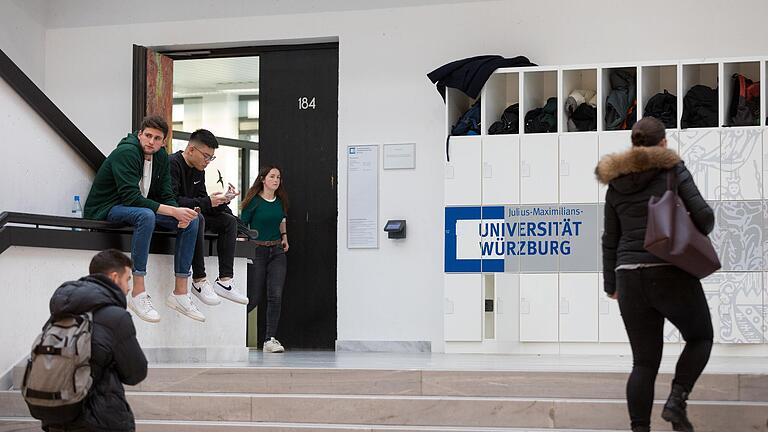 Die Universität Würzburg wurde im internationalen Leiden Ranking für ihre Forschungsstärke ausgezeichnet.