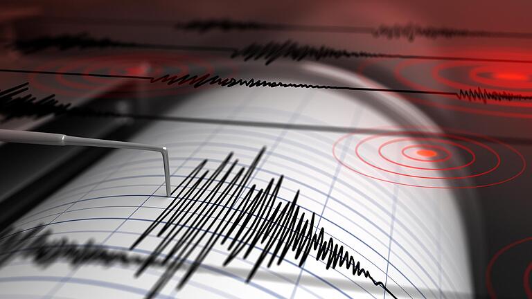 erdbeben.jpeg       -  Ein Seismograph hilft bei der Voraussage von Erdbeben. In Tirol ist das häufig nötig.