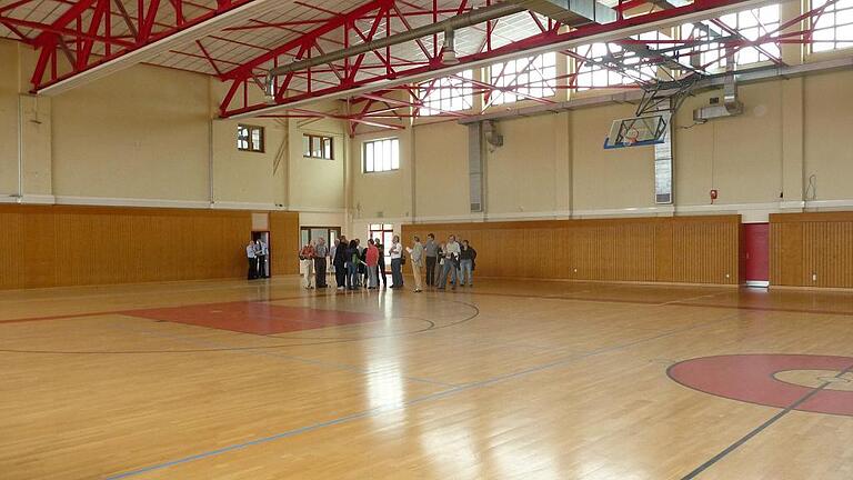 Die Sporthalle der ehemaligen Leighton Barracks soll auch für den Schul- und Vereinssport des neuen Stadtteils Hubland zur Verfügung stehen.