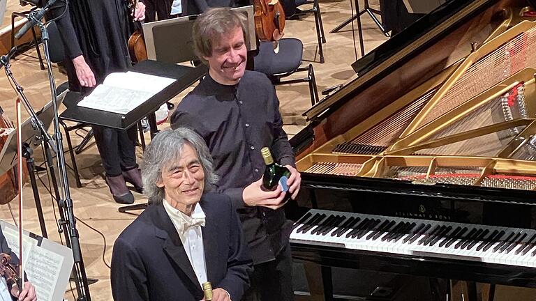 Das Deutsche Symphonie-Orchester Berlin füllte den Regentenbau mit Kent Nagano beim Kissinger Sommer 2022. Foto: Thomas Ahnert       -  Das Deutsche Symphonie-Orchester Berlin füllte den Regentenbau mit Kent Nagano beim Kissinger Sommer 2022. Foto: Thomas Ahnert