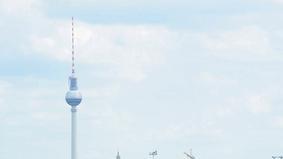 Ein Fluss aus Fans: 400 000 Menschen vor dem Brandenburger Tor.