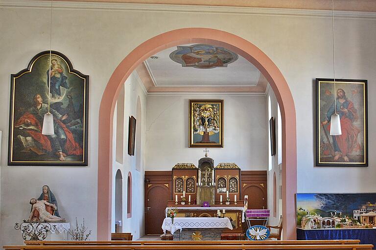Die Klosterkirche Bad Königshofen wurde vor knapp 360 Jahren gebaut. Nach dem Weggang der Kapuziner 1973 übernahm ein Jahr später die Stadt Königshofen die kleine Kirche.