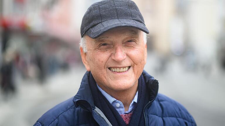 Manfred Müller. Manfred Müller.