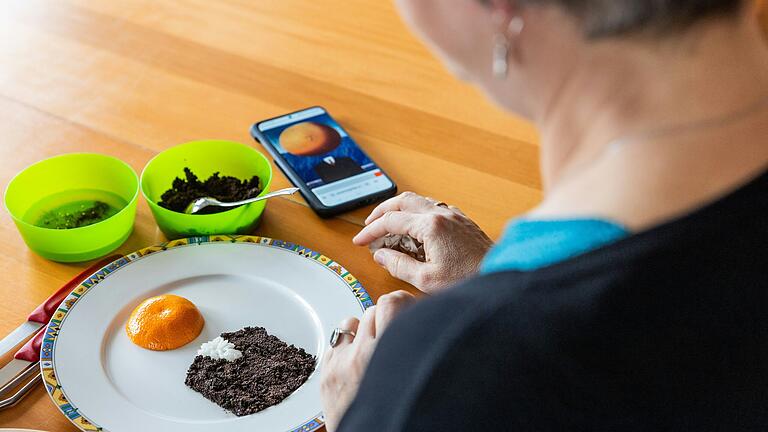 Die bei dem Besuch der Main-Post verwendeten Lebensmittel waren keine Reste. Um nichts zu verschwenden, wollte Katrin Grafe die Zutaten ihres Werks im Anschluss essen.&nbsp;