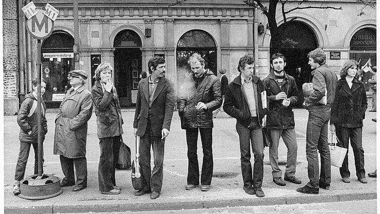 waiting_krakau_polen_1980       -  &bdquo;Waiting&ldquo; in Krakau, Polen, 1980