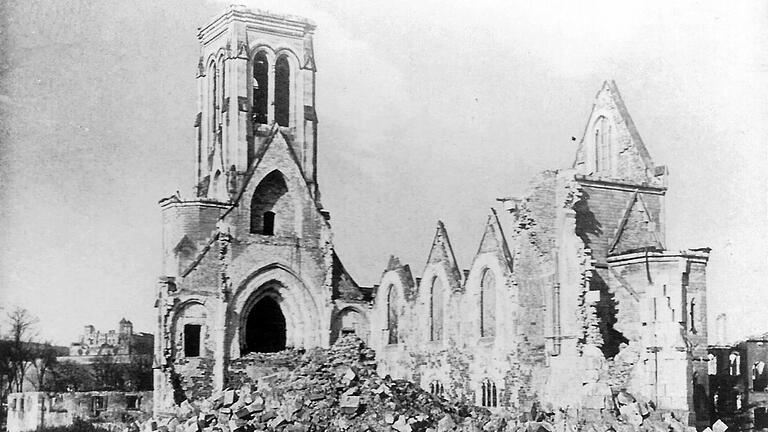 St. Johannis nach der Zerstörung 1945. St. Johannis nach der Zerstörung 1945. 