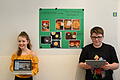 Antonia Mußbach, 6b, und Nils Naumann, 6d, nahmen am Wettbewerb 'Jugend forscht' teil und gewannen den Buchpreis.
