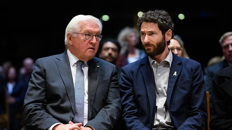 Jahrestag 7. Oktober 2023 – Gedenkveranstaltung Berlin - Bundespräsident Frank-Walter Steinmeier hofft auf ein Ende der Gewalt im Nahen Osten. Jahrestag 7. Oktober 2023 – Gedenkveranstaltung Berlin - Bundespräsident Frank-Walter Steinmeier hofft auf ein Ende der Gewalt im Nahen Osten.