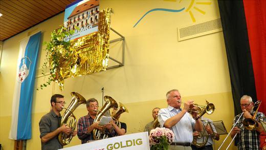 Unser Dorf hat Zukunft       -  Sommerach feierte mit einem großen Fest den Gewinn der Goldmedaille beim Bundeswettbewerb 'Unser Dorf hat Zukunft _ unser Dorf soll schöner werden'