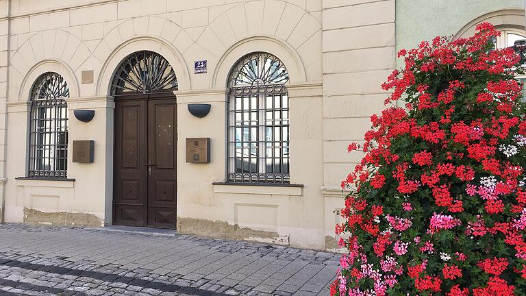 Das Städtische Museum in der Landwehrstraße in Kitzingen wird laut Stadtratsbeschluss von Ende Juni 2020 geschlossen. Der Beschluss wird seitdem kontrovers diskutiert.