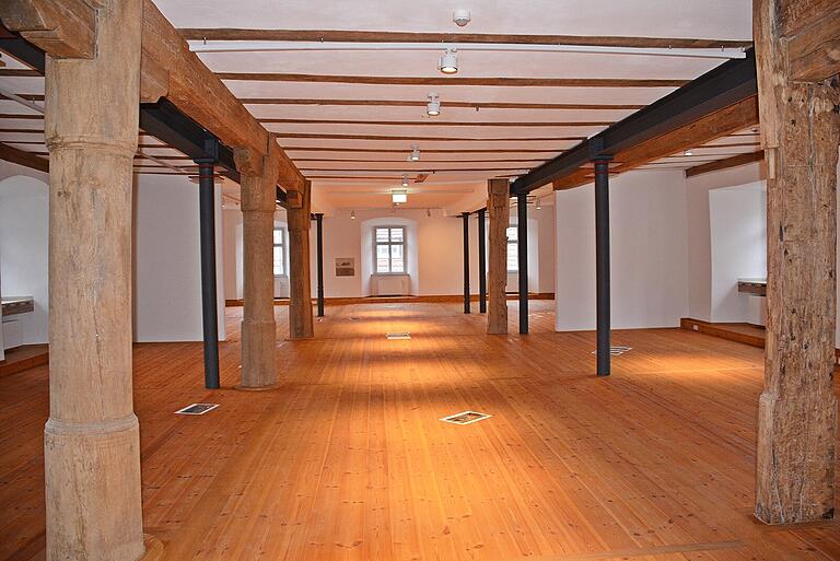 Große Ausstellungsflächen bietet der ehemalige Schüttbau in Fladungen für das künftige Rhönmuseum. Große Ausstellungsflächen bietet der ehemalige Schüttbau in Fladungen für das künftige Rhönmuseum.