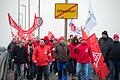 Warnstreiks in der bayerischen Metall- und Elektroindustrie       -  Vor einer Woche gingen in Schweinfurt etwa 4000 Metallarbeiter auf die Straße. An diesem Dienstag sollen es mindestens genauso viele sein.