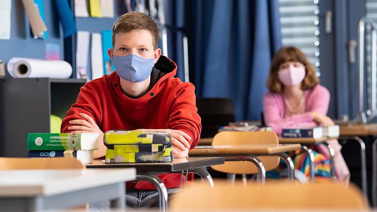Die Maskenpflicht im Unterricht ist für Schüler in Stadt und Landkreis Würzburg erst einmal passé.&nbsp;