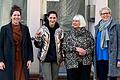 Freuen sich, dass wieder Leben in die Immobilie in der Oberen Brückenstraße 4 einzieht (von links): Citymanagerin Simone Neubauer, Gründerin Margarita Koyun, Hausbesitzerin Ute Seitz-Lauth und Immobilienmaklerin Sabine Iser.&nbsp;