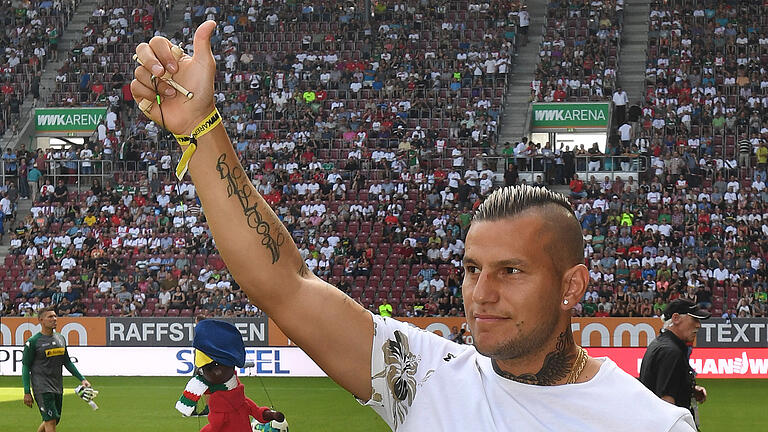qw12.jpeg - Ex-FCA-Stürmer Raul Bobadilla hat mal wieder einen neuen Verein. Diesmal ist die Sache etwas kurios. qw12.jpeg - Ex-FCA-Stürmer Raul Bobadilla hat mal wieder einen neuen Verein. Diesmal ist die Sache etwas kurios.