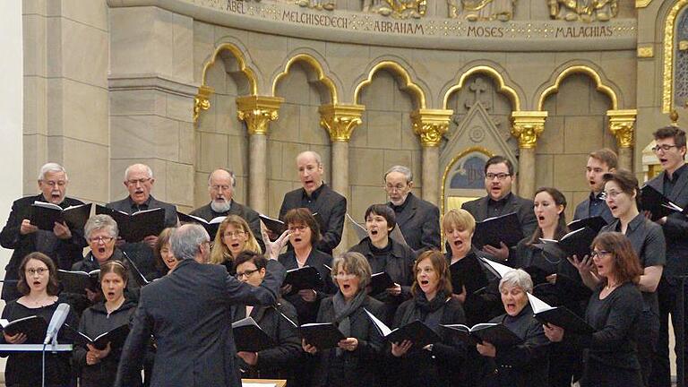 Der Heilig-Geist-Chor und Solisten gestalteten das Konzert am 4. Fastensonntag.