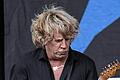 Glastonbury Festival - Status Quo       -  Typische Pose: Rick Parfitt. Der Gitarrist und Sänger von Status Quo starb mit 68 Jahren.