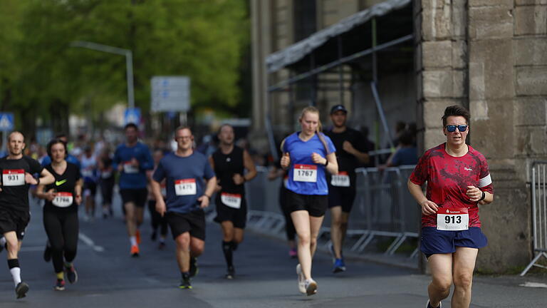 Der 33. Würzburger Residenzlauf       -  Der 33. Würzburger Residenzlauf, 30.04.2023

Hauptlauf