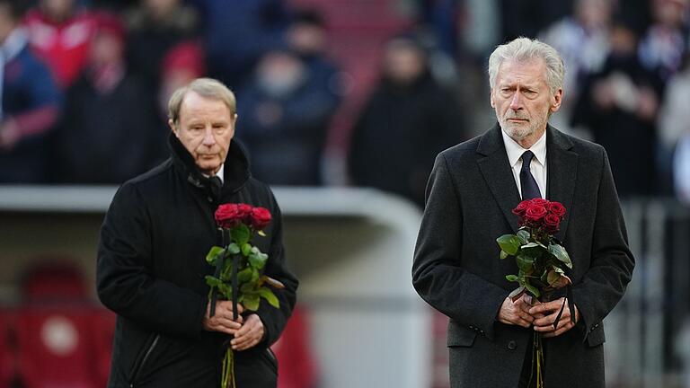 Berti Vogts (l) und Paul Breitner,       -  Würdigt die Verdienste von Beckenbauer: Paul Breitner (r).