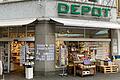 Die Ladenkette 'Depot' ist in vielen Innenstädten und Einkaufszentren zu finden, hier die Filiale am Würzburger Dominikanerplatz.
