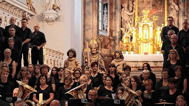 Die Aufführung von &bdquo;Die Legende des heiligen Kilian &ndash; ein Musitorium&ldquo; wurde ein voller Erfolg.