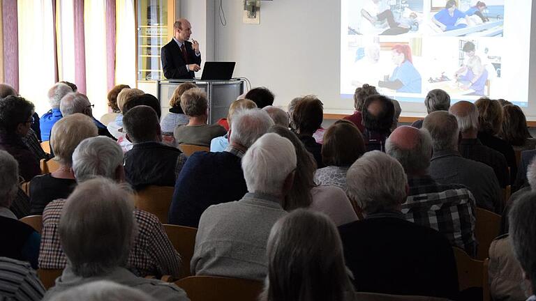 Auf großes Interesse stieß der Vortrag des neuen Chefarztes der Neurologie, Peter Kraft, zum Thema Schlaganfall am Mittwochabend im Kreiskrankenhaus Lohr.