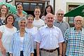 Auf dem Foto (von links): Carolin Zimmermann, Kerstin Iff, Anja Iff, Andrea Engel, Barbara Eisenbacher, Claudia Eisenbacher, Kathrin Stumpf, Bürgermeister Karl Gerhard, Edgar Müller und Franz-Josef Engel.  Nicht auf dem Foto dabei sind Julia Oestemer, Franz Iff, Christine Roth, Jürgen Roth.