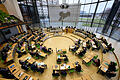 Sachsen Landtagswahl 2024 Aktuelle Umfragewerte Ergebnisse.jpg       -  Wie wird er sich künftig zusammensetzen? Der Landtag in Sachsen wird am 1. September 2024 neu gewählt.