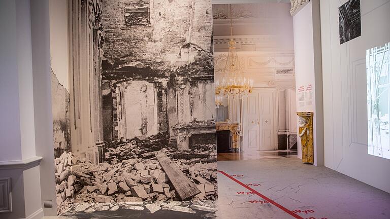 Ein Saal, zwei verschiedene Daten: der Fürstensaal der Würzburger Residenz kurz nach der vollkommenen Zerstörung am 16. März 1945 und heute. Ein neuer Dokumentationsraum in der Residenz gibt Einblicke in den aufwändigen Wiederaufbau.&nbsp;