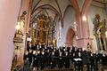 Nicht “allein mit reinem Schönklang eingelullt, sondern vor allem emotional angeregt werden“ sollten die Zuhörer, so stand es jedenfalls im Programmheft zu lesen. Und das setzte Mixtura Cantorum im Kirchenkonzert in St.Kilian exakt um.