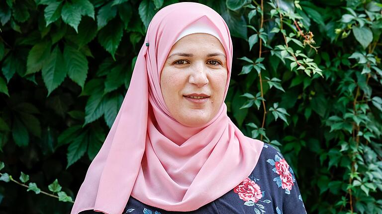 Syrerin Tamam Ali war eine der ersten der 400 Geflüchteten, die in der Veitshöchheimer Notunterkunft im Sommer 2015 ankamen. Syrerin Tamam Ali war eine der ersten der 400 Geflüchteten, die in der Veitshöchheimer Notunterkunft im Sommer 2015 ankamen.