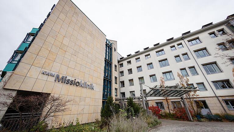 Die Missioklinik unter dem Dach des Klinikums Würzburg Mitte (KWM). Wegen der schlechten Krankenhausfinanzierung ist das KWM auf Millionenzuschüsse der Stiftung Juliusspital angewiesen. Die Missioklinik unter dem Dach des Klinikums Würzburg Mitte (KWM). Wegen der schlechten Krankenhausfinanzierung ist das KWM auf Millionenzuschüsse der Stiftung Juliusspital angewiesen.