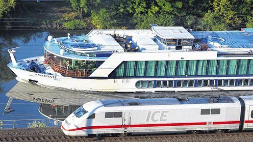 Main als Tourismusmagnet: Immer mehr Kreuzfahrtschiffe sind auf dem Fluss unterwegs.