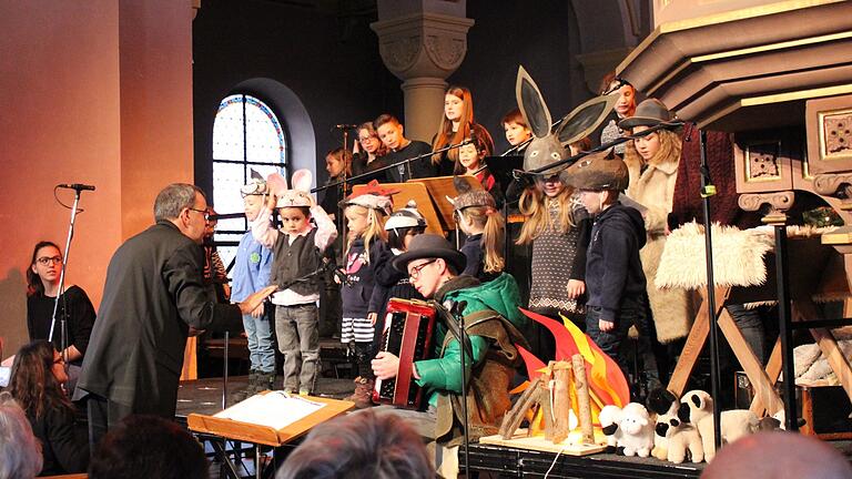 Krippenspiel der Gospel Sparrows im Jahr 2016 unter Leitung von Jörg Wöltche in der Erlöserkirche.