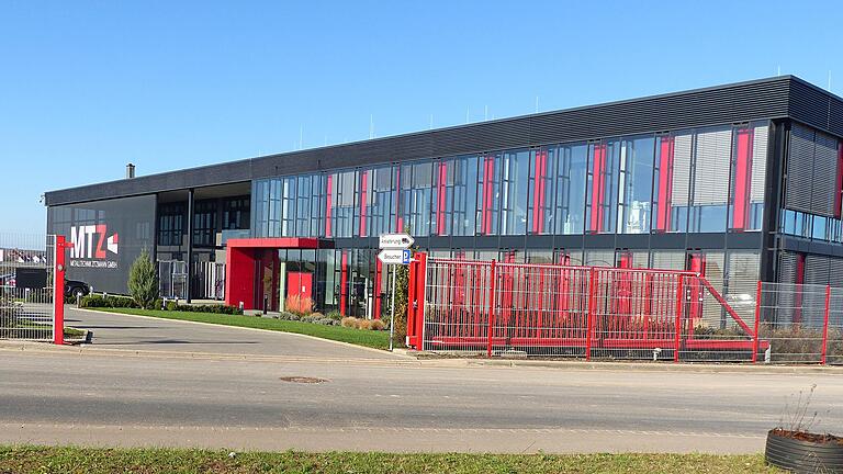 Die Firma MTZ war 2014 der erste Betrieb im Gewerbepark A71.