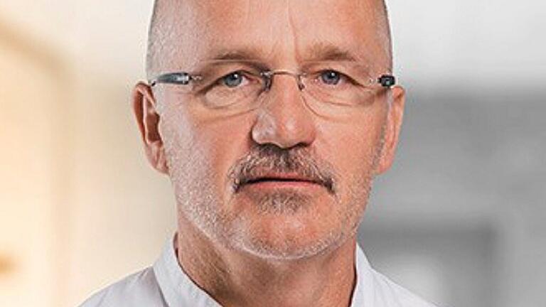 Dr. Thomas Rötzer ist der Transfusionsverantwortliche.