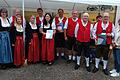 NBMB-Vorsitzende Renate Haag und Sulzdorfs Bürgermeisterin Angelika Götz ehrten beim 100-jährigen Gründungsfest der Musikkapelle „Die Sternberger“ (von links) Helmut Albert, Stefanie Warmuth, Lena Müller, Frank Albert, Angelika Rittweger, Andreas Müller, Adolf Müller, Gerhard Glückstein, Udo Bätz und Harald Warmuth.