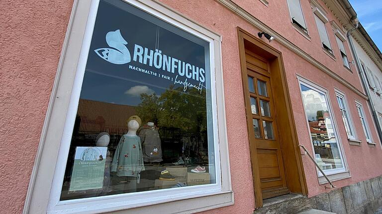 Mit dem 'Rhönfuchs ' hat Svenja Weyrich im Juni einen Laden für Kindermode in Ostheim eröffnet. Mit dem 'Rhönfuchs ' hat Svenja Weyrich im Juni einen Laden für Kindermode in Ostheim eröffnet.