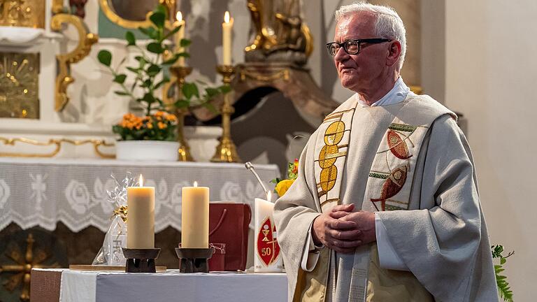 Sein goldenes Priesterjubiläum feierte Pfarrer Stanislav Kulesza am Sonntagnachmittag mit einem Festgottesdienst.