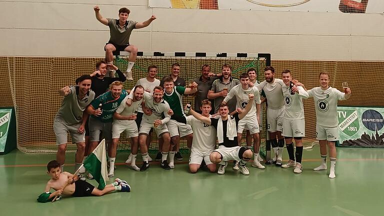 Der TV Marktsteft setzte sich in der Relegation zur Handball-Landesliga gegen die HSG Mainfranken durch. Der TV Marktsteft setzte sich in der Relegation zur Handball-Landesliga gegen die HSG Mainfranken durch.