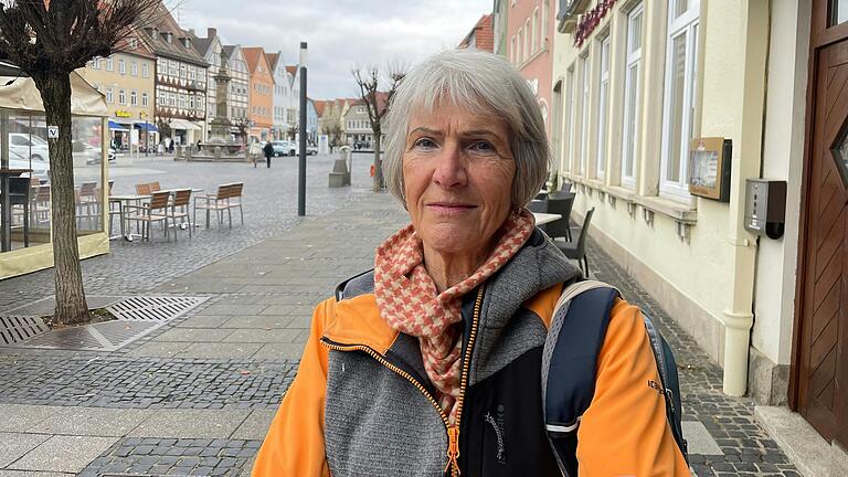 Für Siglinde Ritter (74) aus Bad Neustadt ist das Thema Wirtschaft unterrepräsentiert. Für Siglinde Ritter (74) aus Bad Neustadt ist das Thema Wirtschaft unterrepräsentiert. 