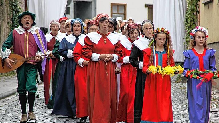 Inbrünstige Gebete sind beim Erntedankfest angebracht.