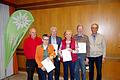 Ehrungen für 40, 50 und 60 Jahre im DAV: (v.l.) Edwin Seller, Monika Schaupp, Dietmar Möckel, Helga Zoll und Lothar Schmitt mit dem Vorsitzenden Artur Zoll       -  Ehrungen für 40, 50 und 60 Jahre im DAV: (v.l.) Edwin Seller, Monika Schaupp, Dietmar Möckel, Helga Zoll und Lothar Schmitt mit dem Vorsitzenden Artur Zoll