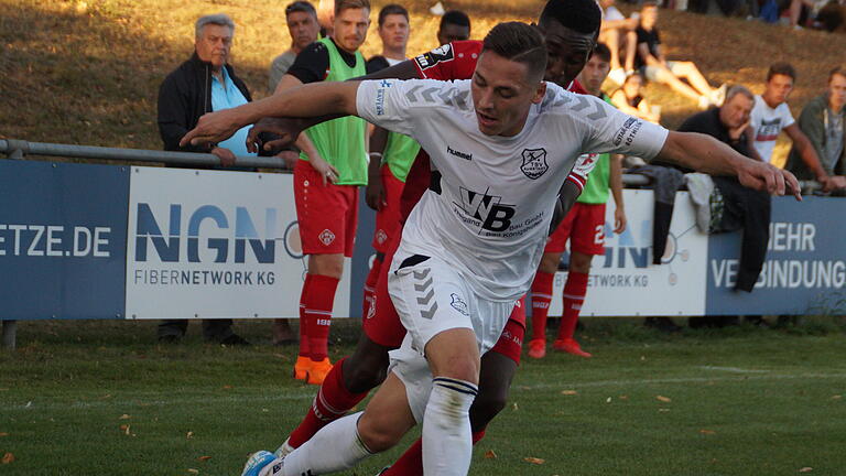 Impressionen vom Toto-Pokal-Achtelfinale zwischen dem TSV Aubstadt und dem FC Würzburger Kickers.